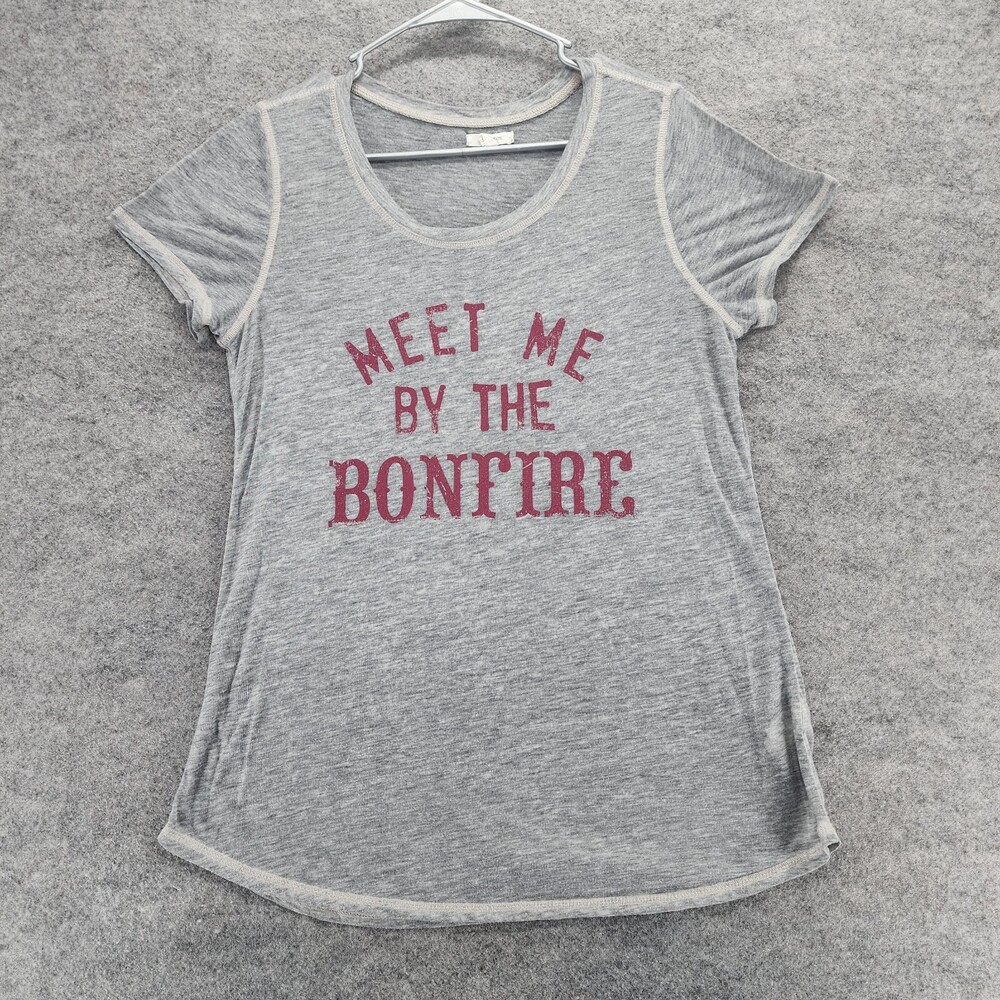 Maurices Shirt Womens Medium Gray Short Sleeve Bonfire
